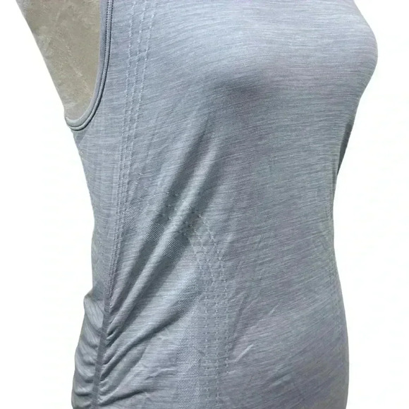 🔥 Host Pick 🔥Athleta light blue racer back Workout tank top size small - Picture 6 of 9